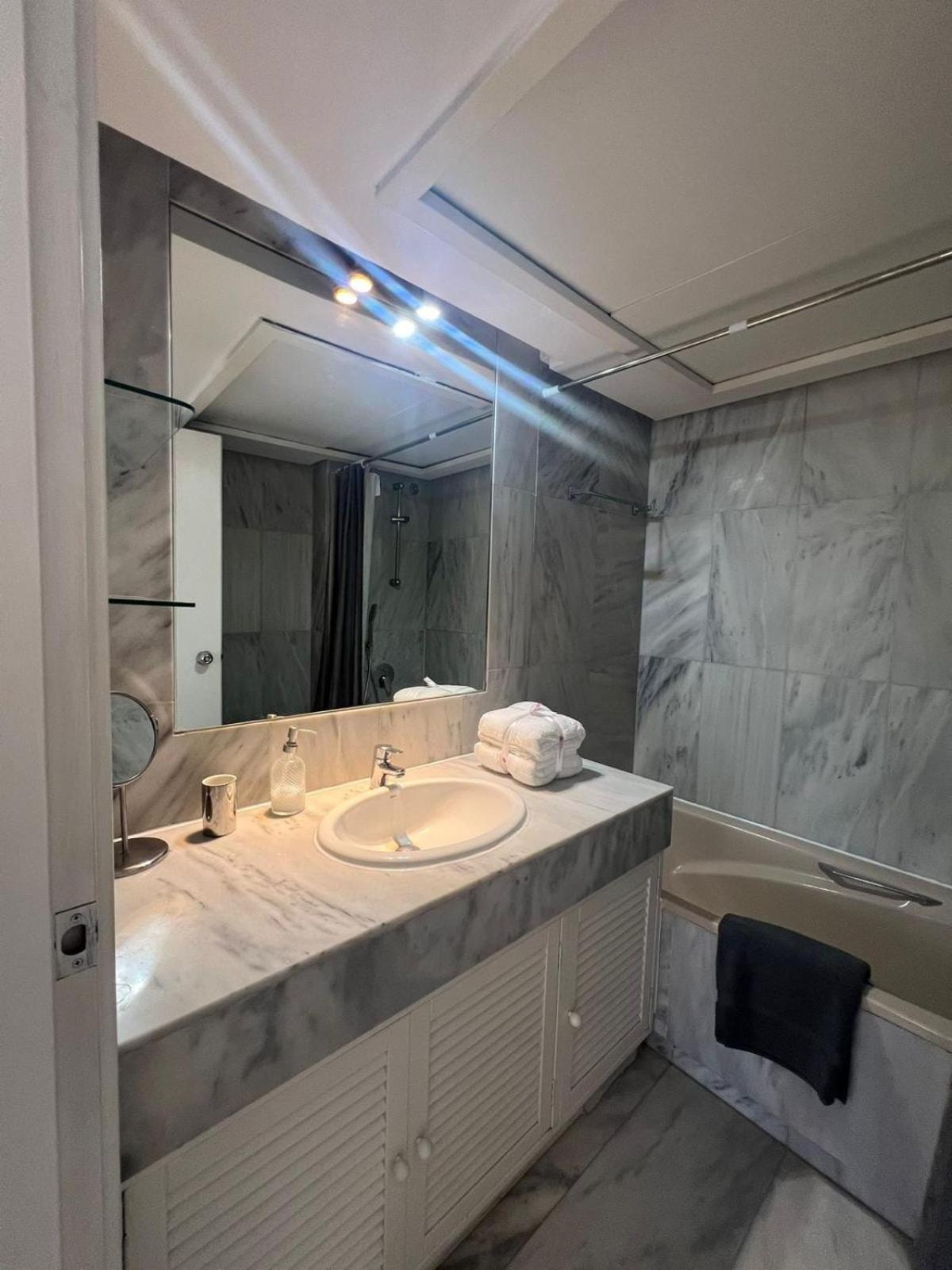 Apartamento Center Beachfront For Vacation Marbella